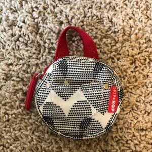 skip hop pacifier pocket